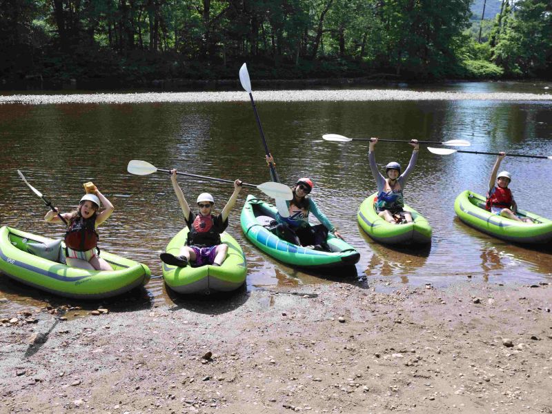 River Explorers: Weeklong Kids Kayak Immersion Program